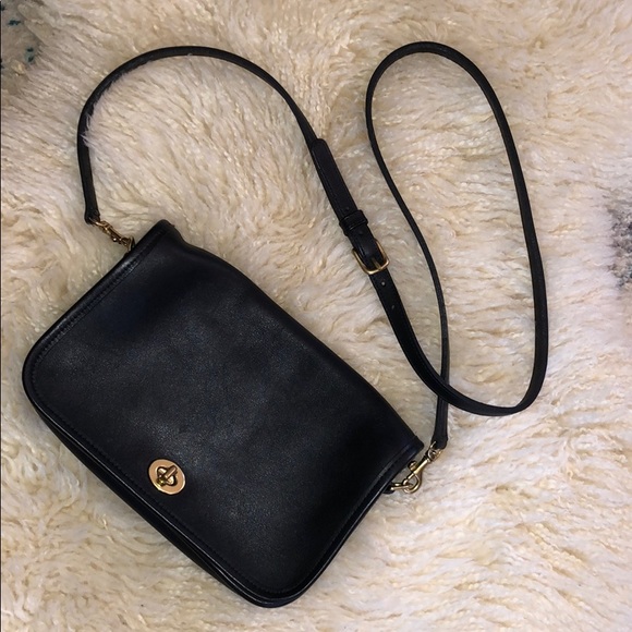 SOLD - Vintage Coach leather crossbody bag - black - Picture 9 of 9